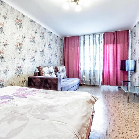 433 Lighthouse Apartments Arbat - Traveler'S Choice Almaty Ngoại thất bức ảnh